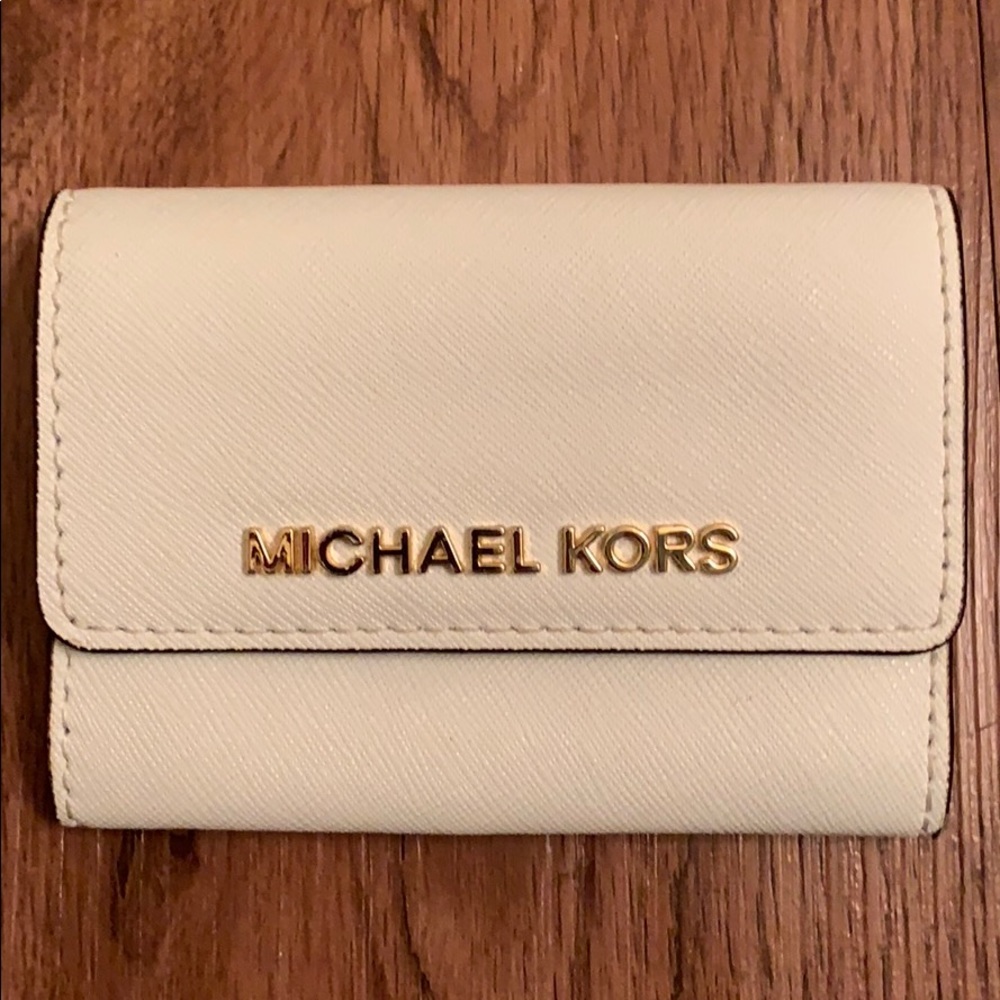 Michael Kors Mini Wallet w/Keyring